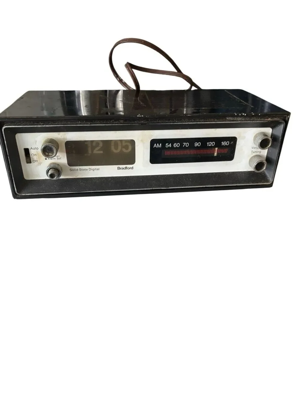 Bradford Solid State Digital AM Radio Alarm Clock Model 51144